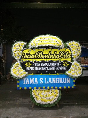 Papan Bunga Duka di Sikalang